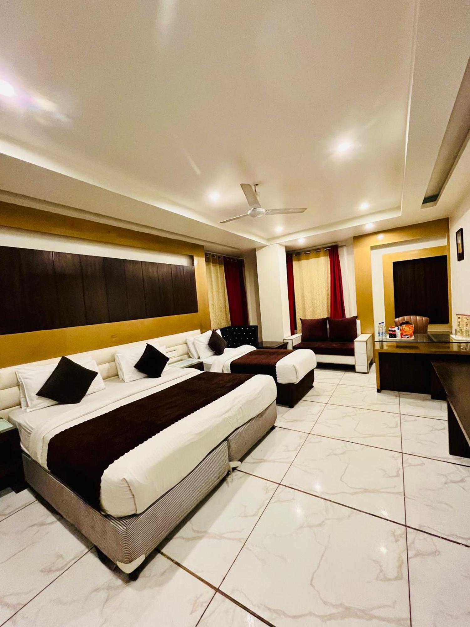 Frankstay -Le Unit By Worth Nueva Delhi Exterior foto